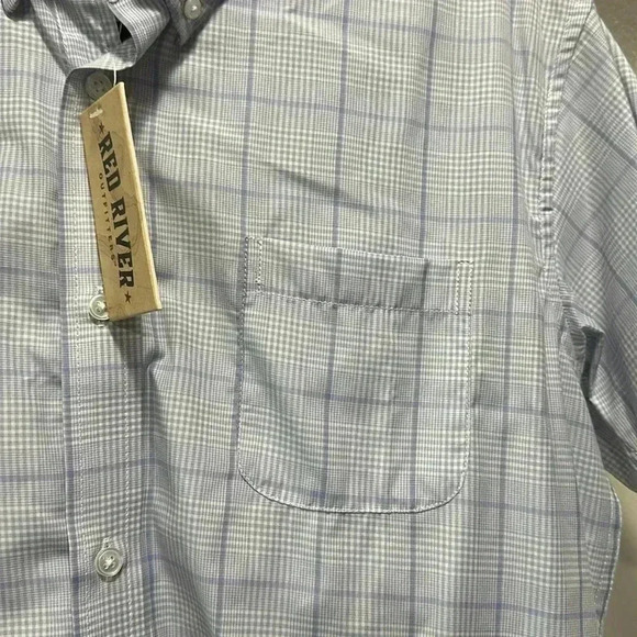 Button down shirt - Picture 2 of 6